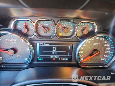 Zdjęcie 9 z 13 samochodu: 2018 CHEVROLET SILVERADO K1500 LT VIN:3GCUKREC9JG319669 - miniatura