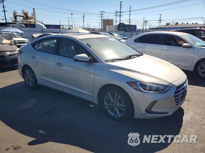 Czwarte zdjęcie samochodu z boku: 2018 HYUNDAI ELANTRA VALUE EDITION VIN:5NPD84LF5JH399204 - miniatura