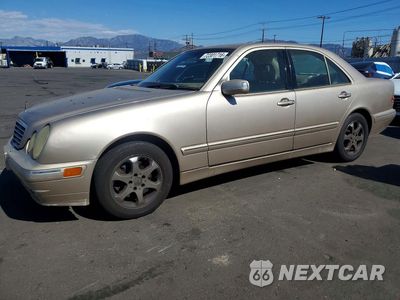 2002 MERCEDES-BENZ E 320 WDBJF65J12B400856 - główne zdjęcie licytacji z USA - miniatura
