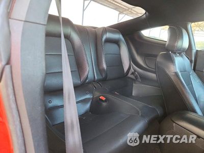 Zdjęcie 10 z 12 samochodu: 2019 FORD MUSTANG VIN:1FA6P8TH0K5172496 - miniatura