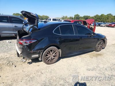 Trzecie zdjęcie samochodu z tyłu: 2022 TOYOTA CAMRY SE VIN:4T1G11AK2NU644757 - miniatura