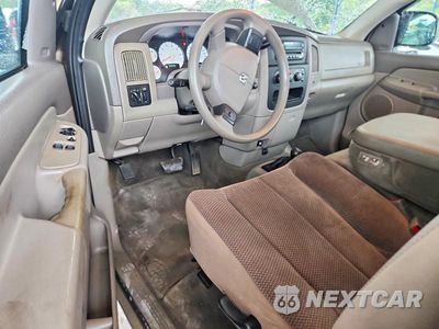 Zdjęcie 8 z 12 samochodu: 2005 DODGE RAM 1500 ST VIN:1D7HU16D75J544199 - miniatura