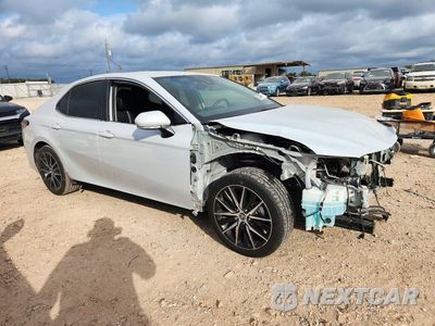 Czwarte zdjęcie samochodu z boku: 2023 TOYOTA CAMRY SE VIN:4T1G11AK8PU187858 - miniatura