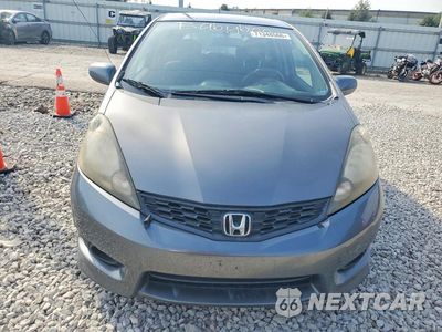 Piąte zdjęcie samochodu w środku: 2013 HONDA FIT SPORT VIN:JHMGE8H55DC051012 - miniatura