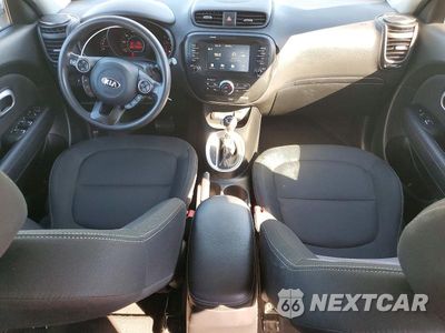 Zdjęcie 8 z 12 samochodu: 2018 KIA SOUL + VIN:KNDJP3A54J7607958 - miniatura