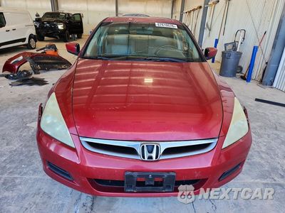 Piąte zdjęcie samochodu w środku: 2007 HONDA ACCORD EX VIN:1HGCM56897A105637 - miniatura