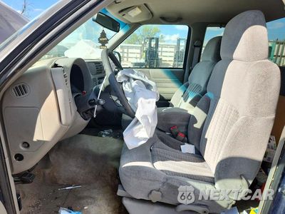 Zdjęcie 7 z 12 samochodu: 2001 CHEVROLET S TRUCK S10 VIN:1GCCS19W918172826 - miniatura