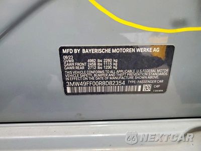 Zdjęcie 12 z 12 samochodu: 2024 BMW M340XI VIN:3MW49FF00R8D82354 - miniatura