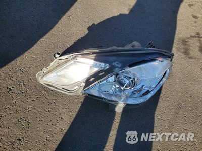Zdjęcie 12 z 13 samochodu: 2012 MERCEDES-BENZ E 350 VIN:WDDHF5KB7CA607823 - miniatura