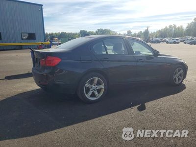 Trzecie zdjęcie samochodu z tyłu: 2015 BMW 328 XI VIN:WBA3B3G56FNT68654 - miniatura