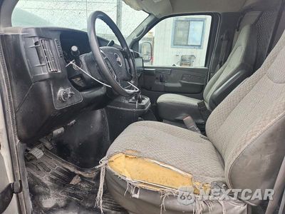 Zdjęcie 7 z 13 samochodu: 2008 CHEVROLET EXPRESS 2500 CARGO DELIVERY VAN VIN:1GCGG29C081120308 - miniatura