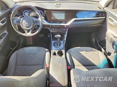 Zdjęcie 8 z 13 samochodu: 2020 KIA NIRO LX VIN:KNDCB3LC0L5369561 - miniatura