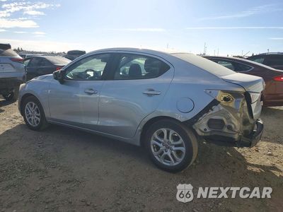 Drugie zdjęcie samochodu z przodu: 2017 TOYOTA YARIS IA BASE VIN:3MYDLBYV7HY154437 - miniatura