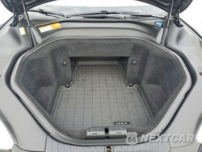 Zdjęcie 11 z 12 samochodu: 2013 TESLA MODEL S VIN:5YJSA1CN1DFP26038 - miniatura