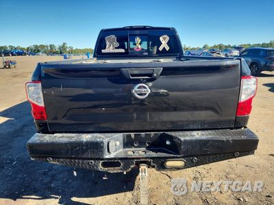 Zdjęcie 6 z 12 samochodu: 2016 NISSAN TITAN XD PRO-4X VIN:1N6BA1F41GN501298 - miniatura
