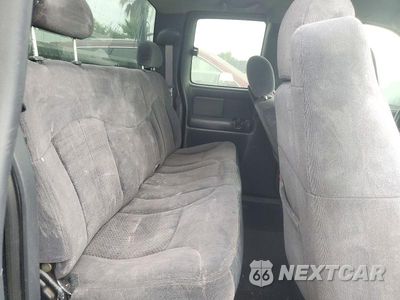 Zdjęcie 11 z 13 samochodu: 2002 CHEVROLET SILVERADO C1500 VIN:2GCEC19V521223630 - miniatura