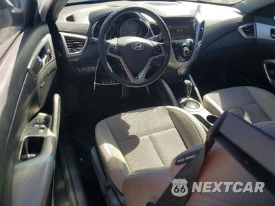 Zdjęcie 8 z 12 samochodu: 2013 HYUNDAI VELOSTER BASE VIN:KMHTC6AD0DU094061 - miniatura