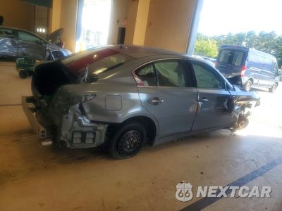 Trzecie zdjęcie samochodu z tyłu: 2016 INFINITI Q50 2.0T PREMIUM VIN:JN1CV7AP2GM201861 - miniatura