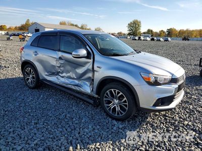 Czwarte zdjęcie samochodu z boku: 2017 MITSUBISHI OUTLANDER SPORT ES VIN:JA4AR3AUXHZ016351 - miniatura