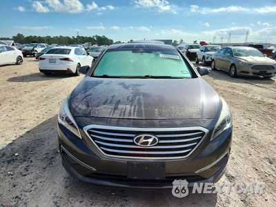 Piąte zdjęcie samochodu w środku: 2015 HYUNDAI SONATA SE VIN:5NPE24AF9FH229623 - miniatura