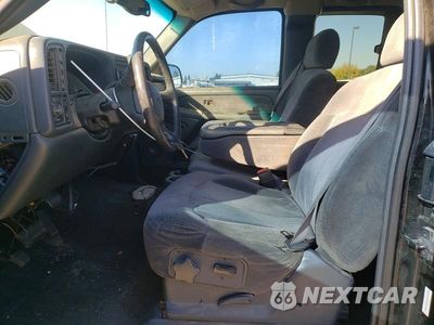 Zdjęcie 7 z 12 samochodu: 2001 CHEVROLET SILVERADO K1500 VIN:2GCEK19T211338623 - miniatura