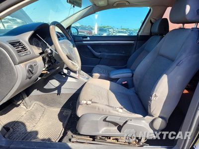 Zdjęcie 7 z 13 samochodu: 2009 VOLKSWAGEN RABBIT VIN:WVWBA71K59W083398 - miniatura
