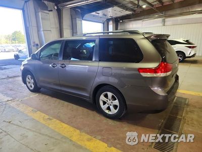Drugie zdjęcie samochodu z przodu: 2011 TOYOTA SIENNA LE VIN:5TDKK3DC4BS049257 - miniatura