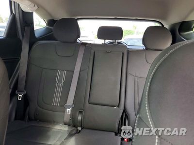 Zdjęcie 10 z 13 samochodu: 2023 HYUNDAI TUCSON SEL VIN:5NMJBCAE7PH216514 - miniatura