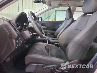 Zdjęcie 7 z 13 samochodu: 2022 HONDA HR-V EX VIN:3CZRU5H50NM745550 - miniatura