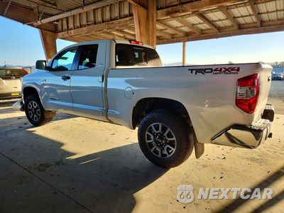 Drugie zdjęcie samochodu z przodu: 2018 TOYOTA TUNDRA SR5 VIN:5TFUY5F18JX770057 - miniatura