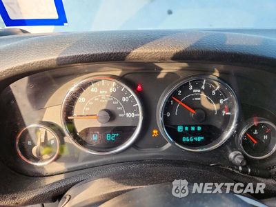 Zdjęcie 9 z 14 samochodu: 2016 JEEP WRANGLER UNLIMITED SPORT VIN:1C4BJWDG8GL125045 - miniatura