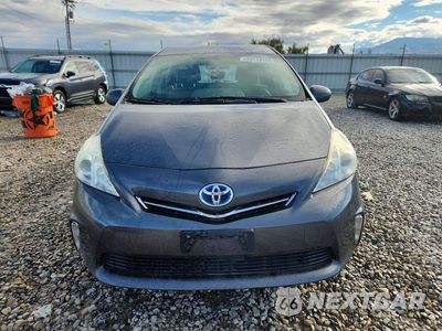 Piąte zdjęcie samochodu w środku: 2012 TOYOTA PRIUS V TWO VIN:JTDZN3EU0C3038529 - miniatura
