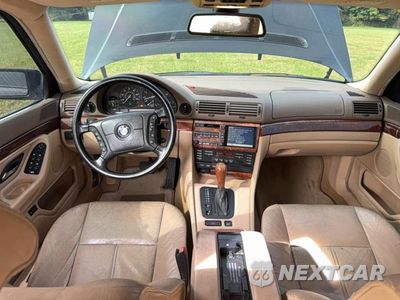 Zdjęcie 9 z 10 samochodu: 2001 BMW 740 IL VIN:WBAGH83401DP18434 - miniatura