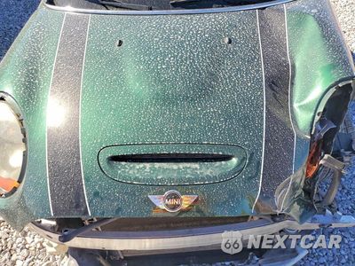 Zdjęcie 11 z 12 samochodu: 2017 MINI COOPER S VIN:WMWXU3C39H2F48802 - miniatura