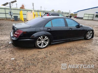 Trzecie zdjęcie samochodu z tyłu: 2010 MERCEDES-BENZ S 550 4MATIC VIN:WDDNG8GB4AA291918 - miniatura