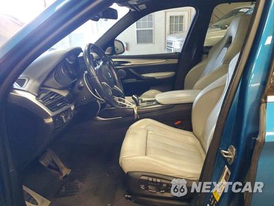 Zdjęcie 7 z 13 samochodu: 2017 BMW X5 M VIN:5YMKT6C34H0X20963 - miniatura