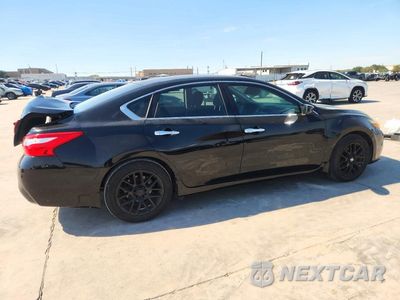 Trzecie zdjęcie samochodu z tyłu: 2016 NISSAN ALTIMA 2.5 SV VIN:1N4AL3AP6GC159631 - miniatura