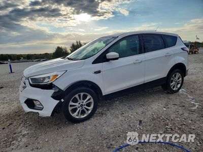 2017 FORD ESCAPE SE 1FMCU9GD5HUD45149 - główne zdjęcie licytacji z USA - miniatura