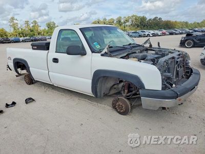 Czwarte zdjęcie samochodu z boku: 2006 CHEVROLET SILVERADO K1500 VIN:3GCEK14V26G247259 - miniatura