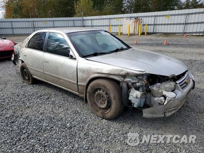 Czwarte zdjęcie samochodu z boku: 2000 TOYOTA CAMRY LE V6 VIN:JT2BF22K8Y0261415 - miniatura
