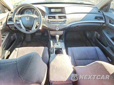 Zdjęcie 8 z 12 samochodu: 2012 HONDA ACCORD LX VIN:1HGCP2F36CA125865 - miniatura