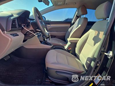 Zdjęcie 7 z 13 samochodu: 2020 HYUNDAI ELANTRA SEL VIN:KMHD84LF3LU921686 - miniatura