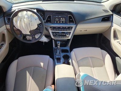 Zdjęcie 8 z 12 samochodu: 2017 HYUNDAI SONATA SE VIN:5NPE24AF7HH476822 - miniatura
