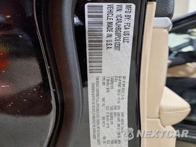 Zdjęcie 13 z 13 samochodu: 2023 JEEP GRAND CHEROKEE LIMITED VIN:1C4RJHBG8PC612307 - miniatura