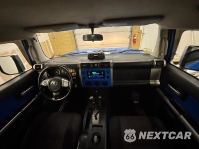 Zdjęcie 9 z 10 samochodu: 2007 TOYOTA FJ CRUISER BASE VIN:JTEBU11F970046809 - miniatura