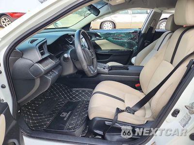 Zdjęcie 7 z 13 samochodu: 2018 HONDA CIVIC LX VIN:19XFC2F69JE024704 - miniatura
