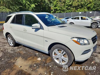 Czwarte zdjęcie samochodu z boku: 2012 MERCEDES-BENZ ML 350 4MATIC VIN:4JGDA5HB3CA015765 - miniatura