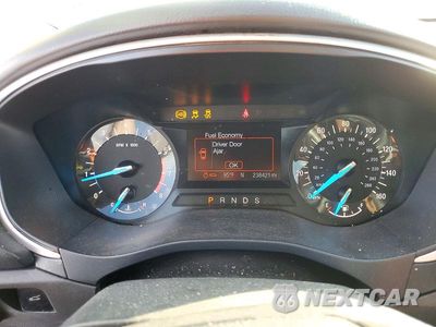Zdjęcie 9 z 12 samochodu: 2015 FORD FUSION SE VIN:1FA6P0HD1F5103099 - miniatura
