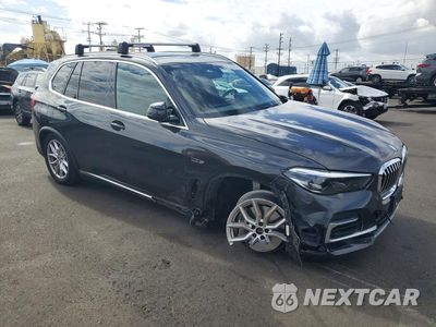 Czwarte zdjęcie samochodu z boku: 2022 BMW X5 XDRIVE45E VIN:5UXTA6C08N9M85904 - miniatura