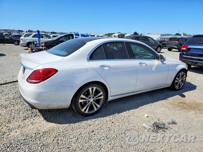 Trzecie zdjęcie samochodu z tyłu: 2015 MERCEDES-BENZ C 300 VIN:55SWF4JB8FU050167 - miniatura